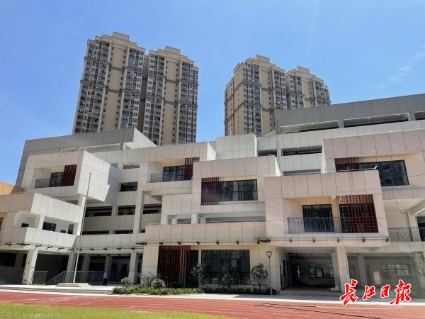 汉阳这所新建小学发布秋季招生公告邀请家长参与环保检测