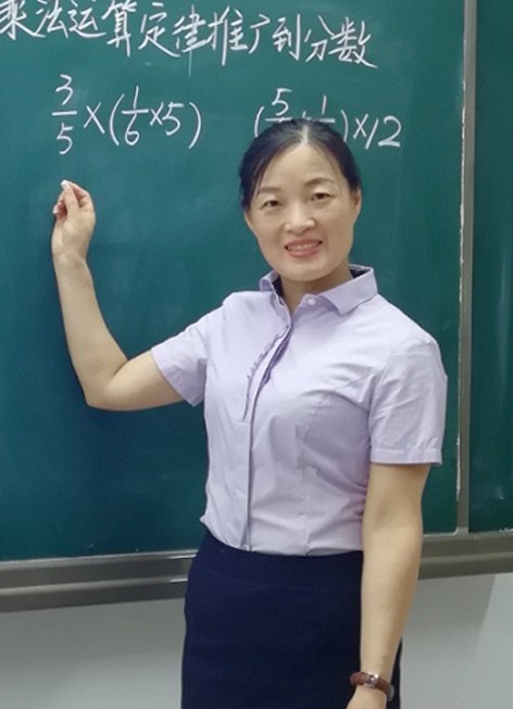 07 宋艳.jpg 07 宋艳.jpg