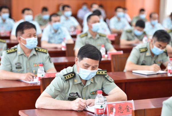 武汉警备区召开军队调整改革后首届党代会,突出政治建军