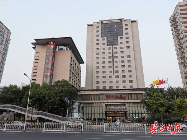 北京湖北大厦酒店因湖北疫情而暂停对外营业半年多,7月份恢复营业.