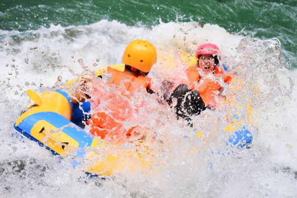 武汉上新一条峡谷漂流6月26日开漂