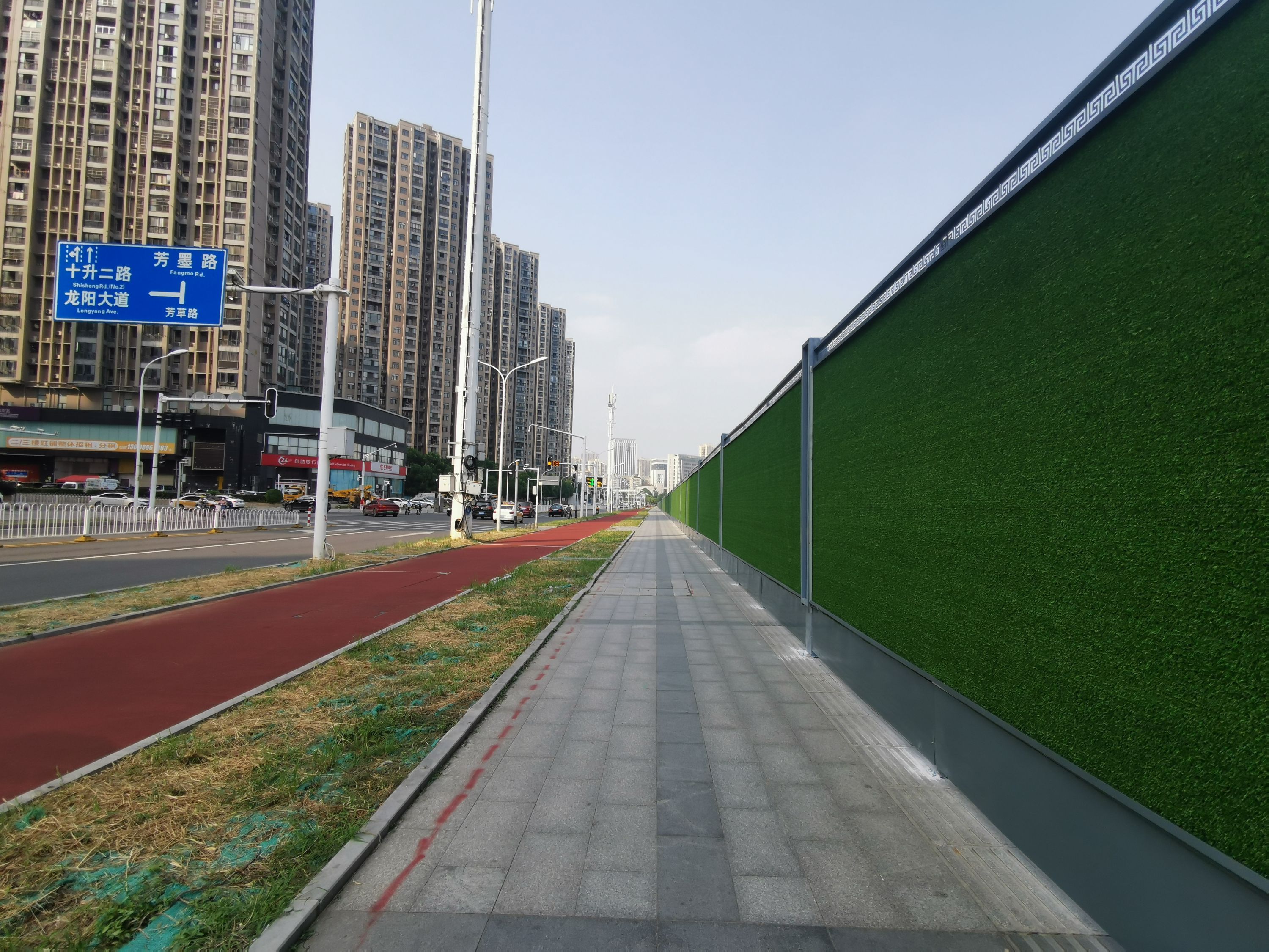 武汉地铁12号线丁家咀站顺利打围开始管线迁改施工