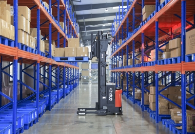 为什么全国都在抢答“智能原生”？这4个字定调AI发展下半场